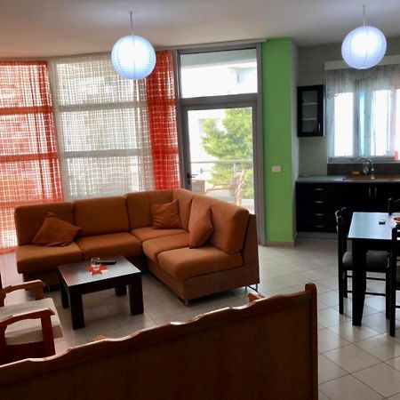 Lorenso Guest House Sarandë Eksteriør bilde