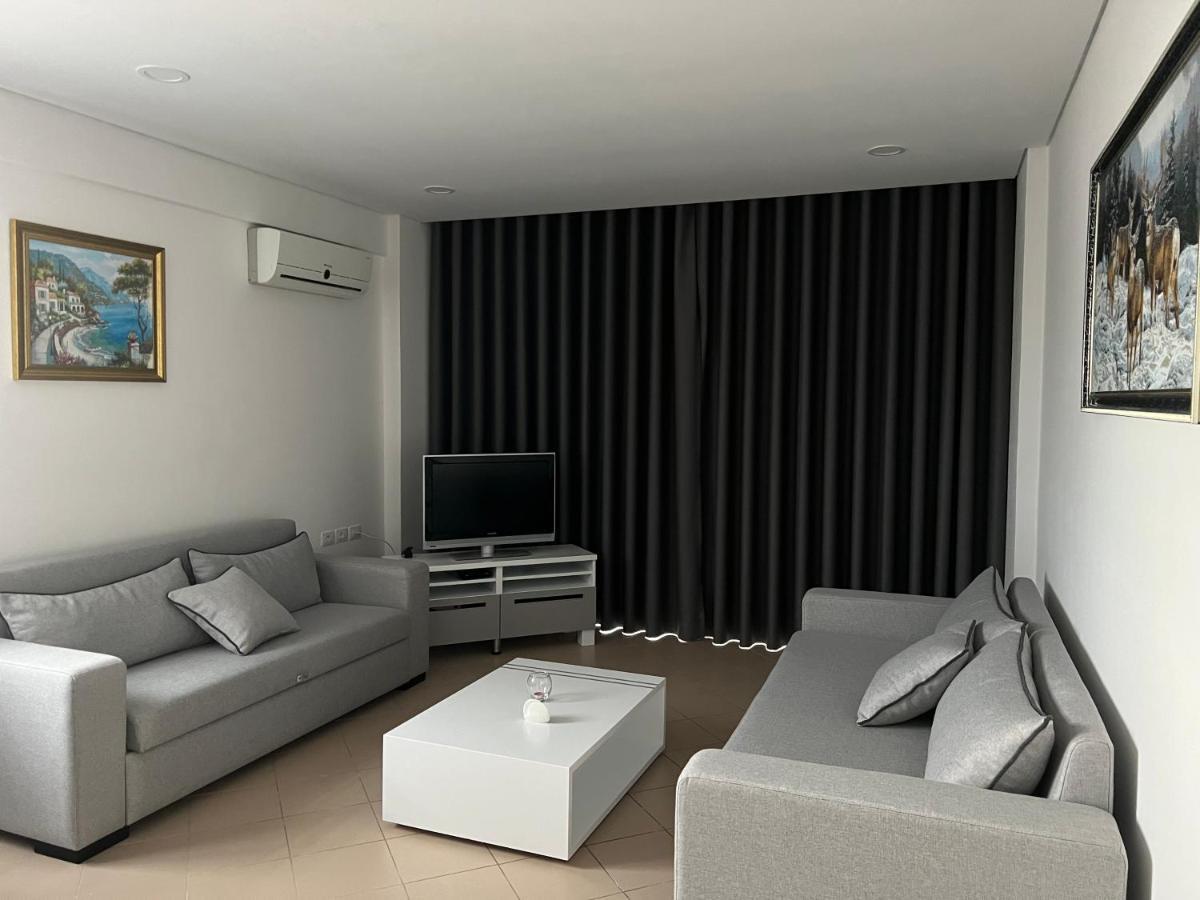 Lorenso Guest House Sarandë Eksteriør bilde